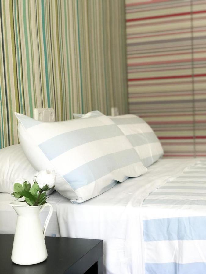 Carihuela Beach Suite Apartment Torremolinos Buitenkant foto