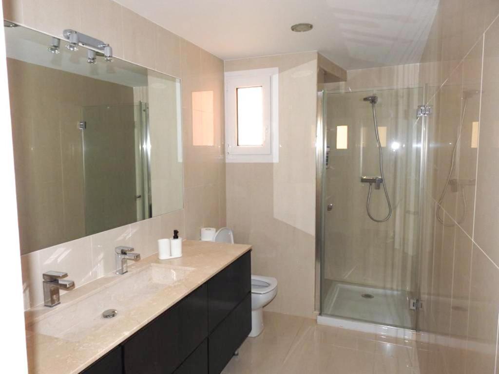 Carihuela Beach Suite Apartment Torremolinos Buitenkant foto