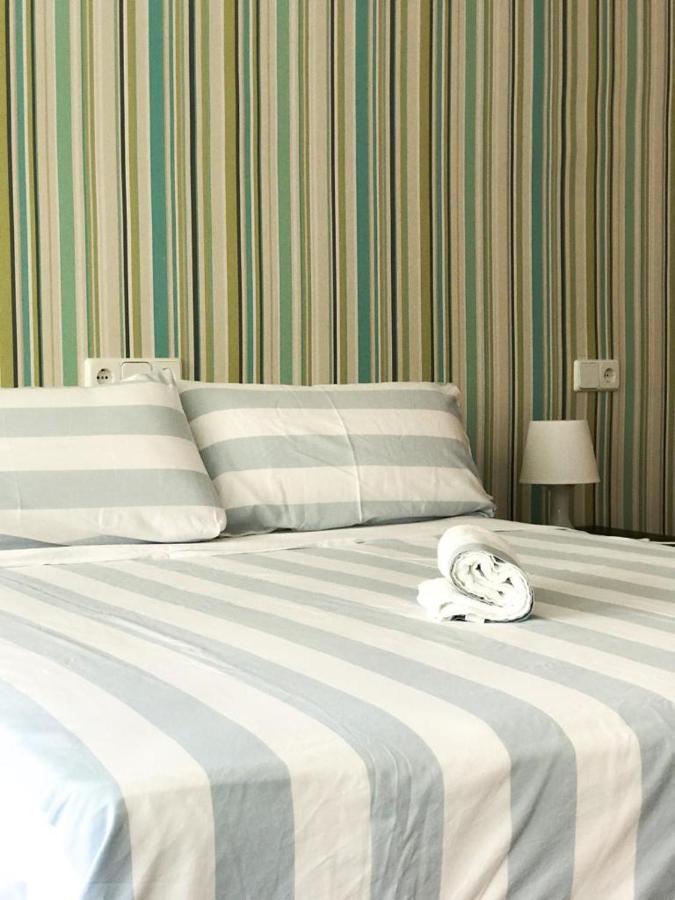 Carihuela Beach Suite Apartment Torremolinos Buitenkant foto