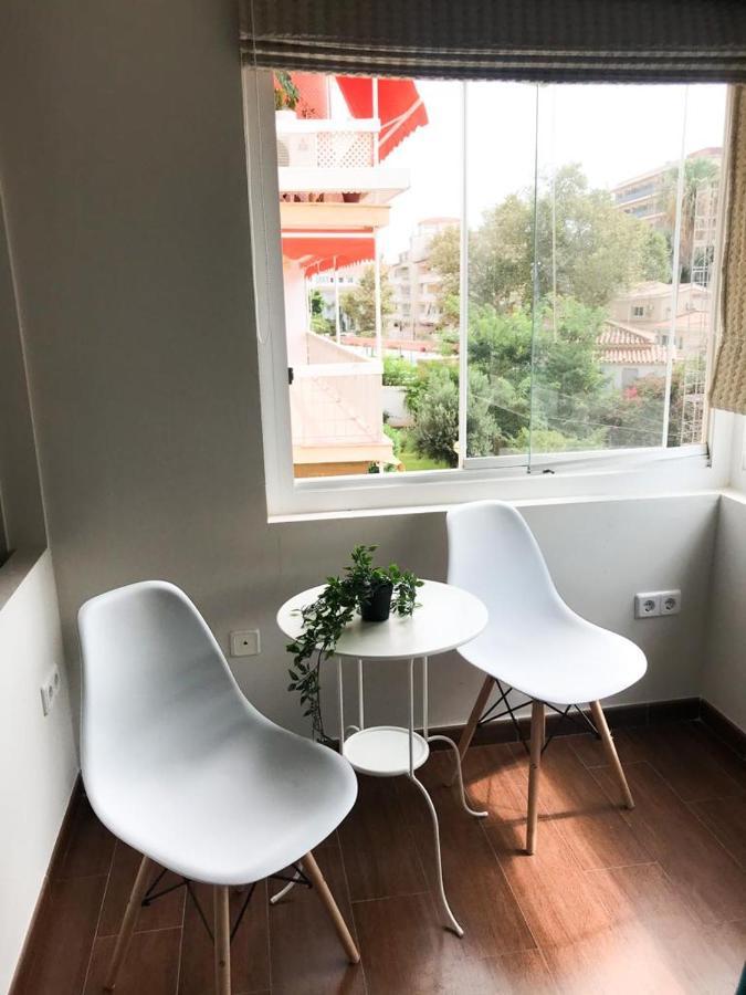 Carihuela Beach Suite Apartment Torremolinos Buitenkant foto